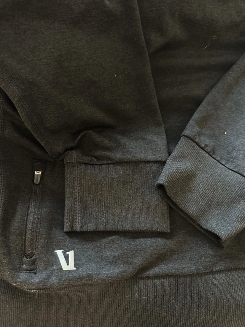 VUORI Ponto Performance Crew Men's XL Black Sweatshirt Athleisure Jogging Travel